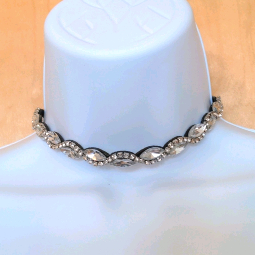 Diamond Comfortable Choker Necklace